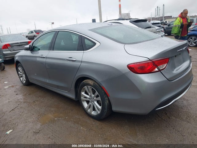 Chrysler 200 Limited 2015 1C3CCCAB1FN557943 Image 3
