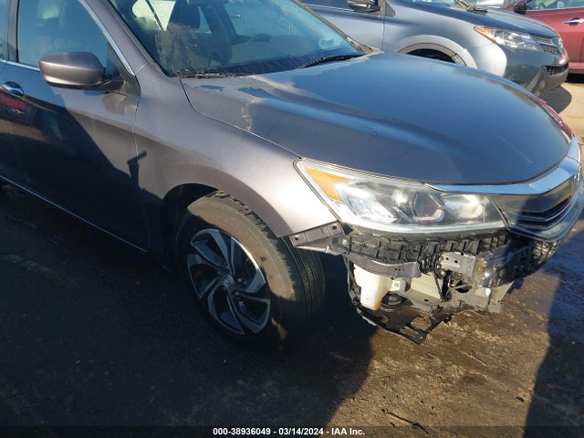 Honda ACCORD LX 2017 1HGCR2F3XHA264852 Image 18
