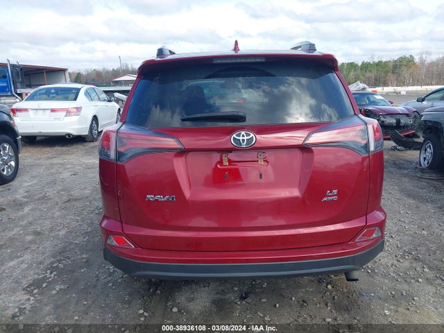 Toyota RAV4 LE 2018 2T3BFREV8JW841559 Image 16