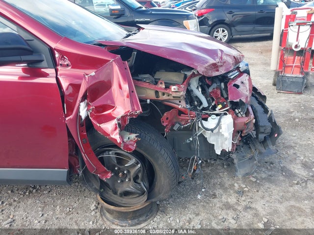 Toyota RAV4 LE 2018 2T3BFREV8JW841559 Image 19