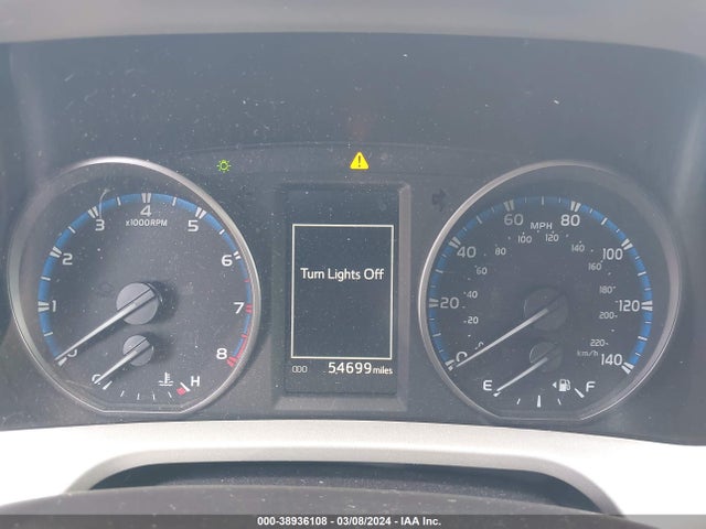 Toyota RAV4 LE 2018 2T3BFREV8JW841559 Image 7