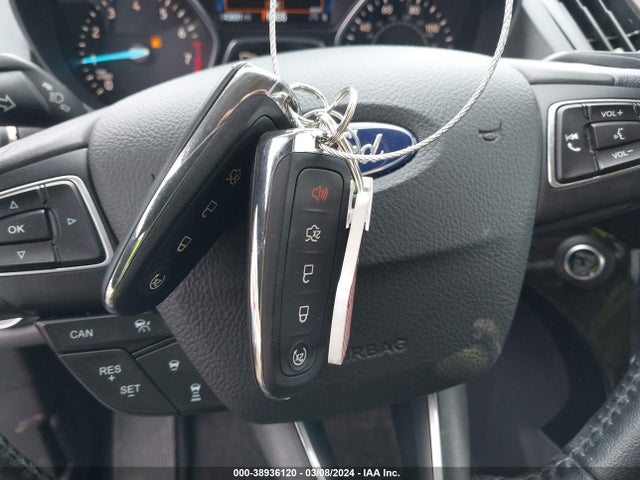 Ford Escape Titanium 2018 1FMCU0J94JUA37041 Image 11