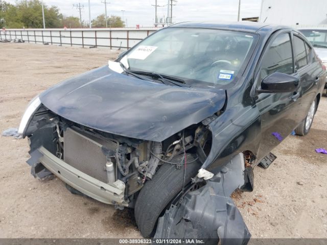 3N1CN7AP3KL812811 Nissan Versa 1.6 S+