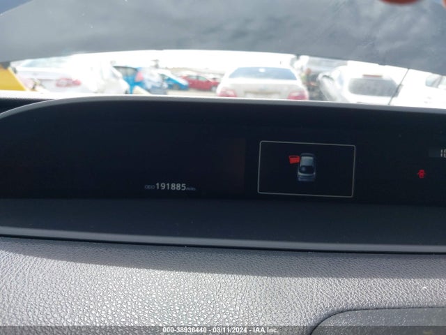 Toyota Prius Two 2016 JTDKBRFUXG3516327 Image 7