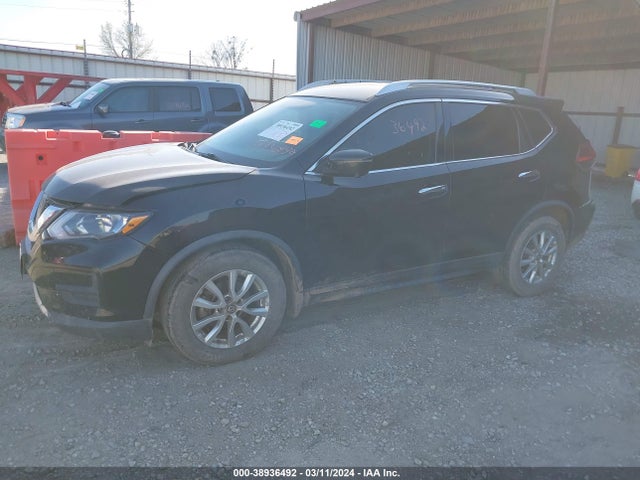 Nissan ROGUE SV 2017 KNMAT2MT7HP609326 Image 2