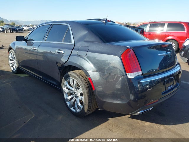 Chrysler 300C 2017 2C3CCAEG5HH645660 Image 3