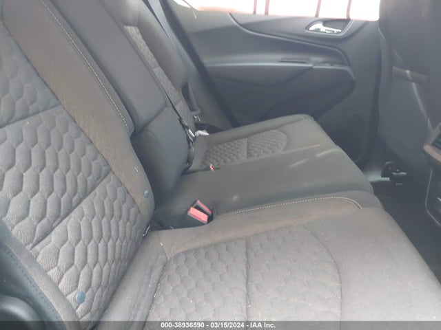 Chevrolet EQUINOX LT 2018 2GNAXSEV5J6236823 Image 8