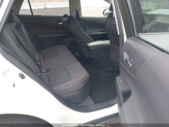 Toyota VENZA LE 2021 JTEAAAAH7MJ043855 Image 8