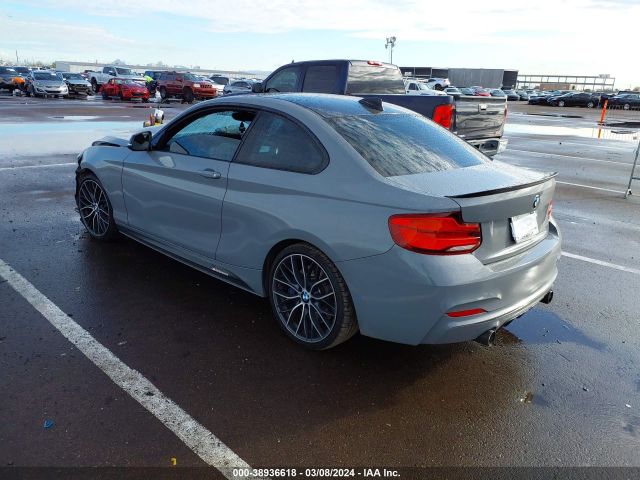 2018 BMW M240I WBA2J5C5XJVB28132 Photo 2