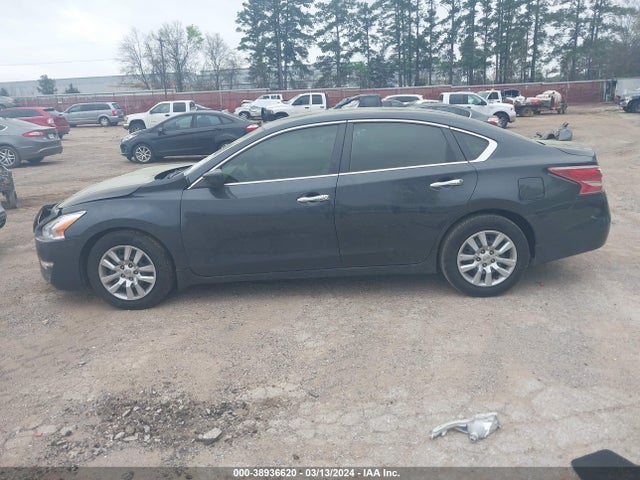 Nissan Altima 2.5 S 2015 1N4AL3AP1FN301967 Image 14