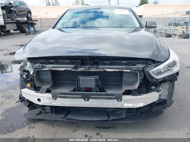 Genesis G90 5.0 Ultimate 2017 KMHG54JH3HU034767 Image 12