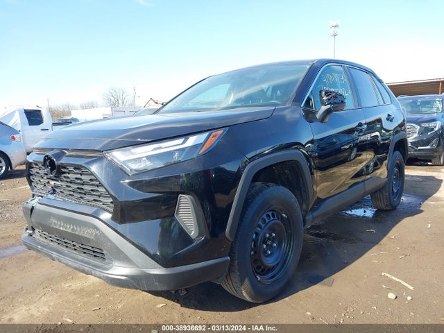 Toyota RAV4 LE 2024 2T3F1RFV4RC421504 Image 2