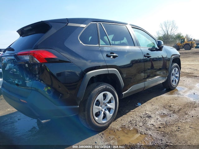 Toyota RAV4 LE 2024 2T3F1RFV4RC421504 Image 4