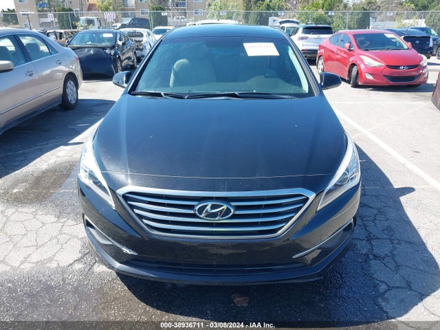 Hyundai SONATA SE 2017 5NPE24AF9HH577828 Image 12