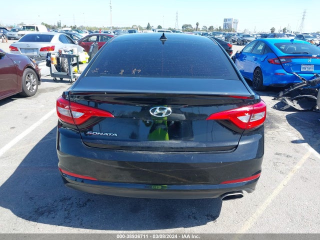 Hyundai SONATA SE 2017 5NPE24AF9HH577828 Image 16