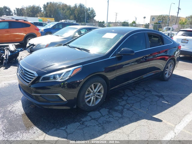 Hyundai SONATA SE 2017 5NPE24AF9HH577828 Image 2
