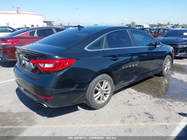 Hyundai SONATA SE 2017 5NPE24AF9HH577828 Image 4