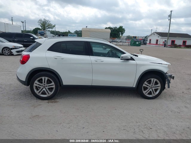 Mercedes-Benz GLA 250 2018 WDCTG4EB8JJ486122 Image 14