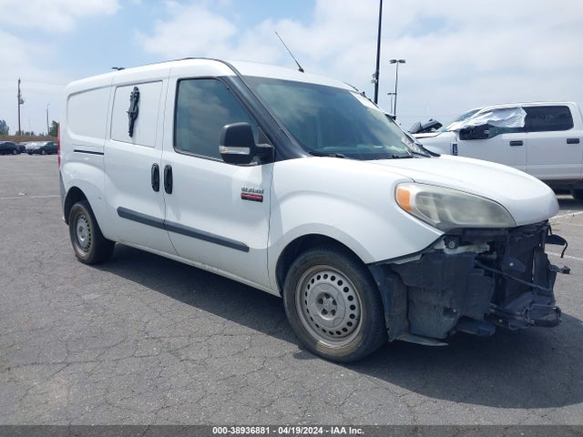 2016 ZFBERFAT9G6B32100 main image