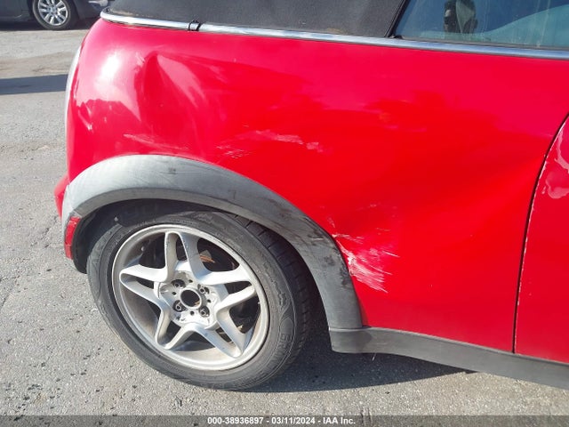 2006 MINI COOPER WMWRF335X6TG14219 Photo 5