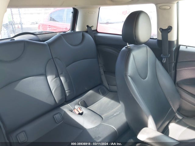 2012 MINI COOPER WMWSU3C58CT258370 Photo 7