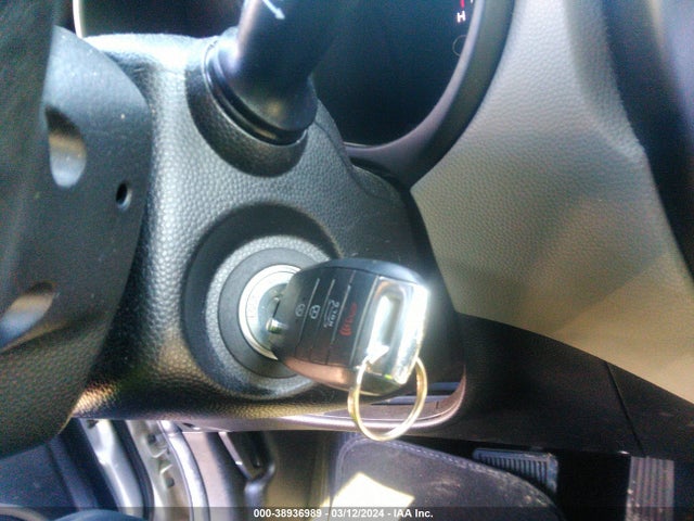 KIA Soul 2018 KNDJN2A25J7610289 Image 11