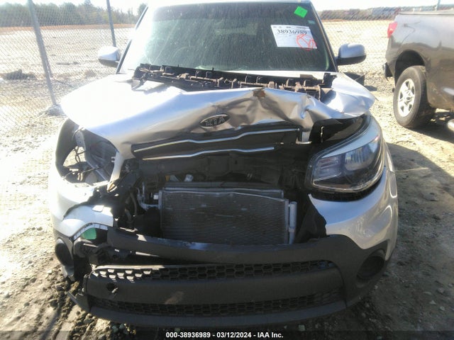 KIA Soul 2018 KNDJN2A25J7610289 Image 6
