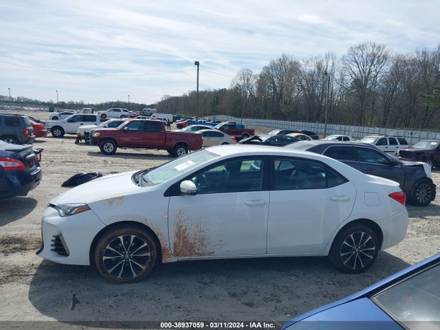 Toyota COROLLA SE 2018 5YFBURHE9JP824586 Image 14