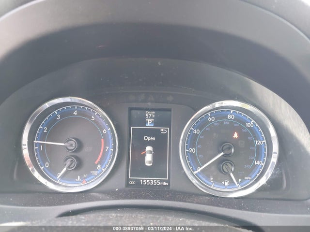 Toyota COROLLA SE 2018 5YFBURHE9JP824586 Image 7