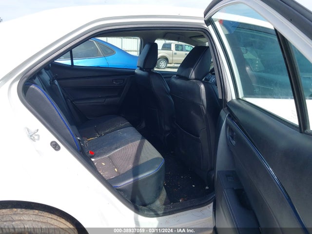 Toyota COROLLA SE 2018 5YFBURHE9JP824586 Image 8