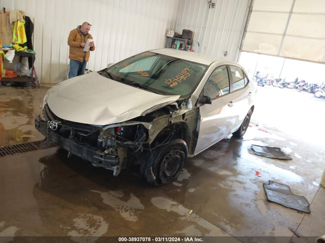 Toyota COROLLA L 2015 2T1BURHE6FC235390 Image 2
