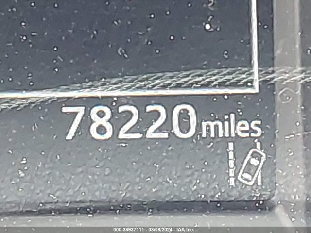 Toyota Rav4 Xle 2018 JTMWFREV8JJ752168 Image 16