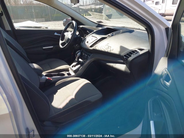 Ford ESCAPE SE 2016 1FMCU9G9XGUA37467 Image 5