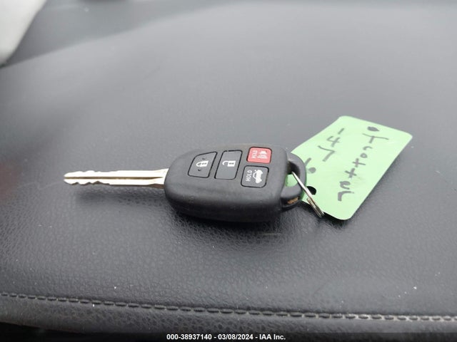 Toyota COROLLA LE 2017 2T1BURHEXHC904618 Image 11