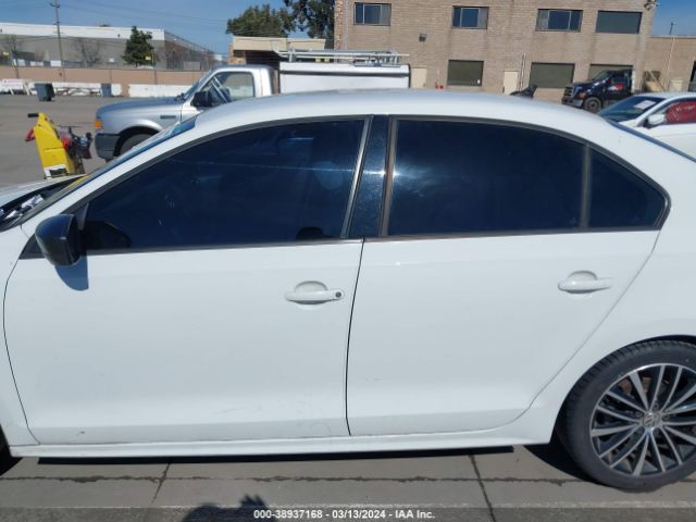 3VWD17AJ7GM394499 Volkswagen Jetta 1.8t Sport