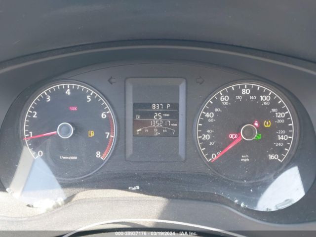 3VW2K7AJ8EM217994 Volkswagen Jetta 2.0l S