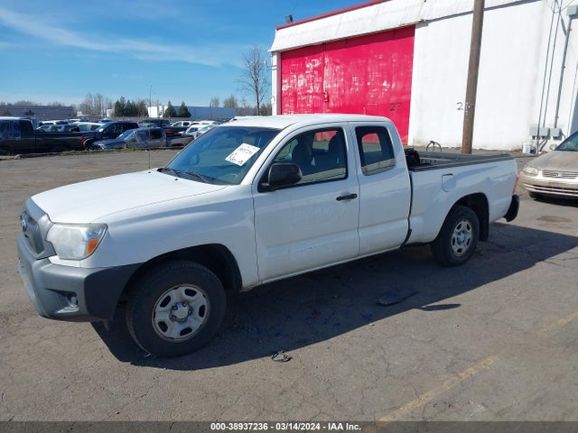 Toyota Tacoma 2015 5TFTX4CN0FX059668 Image 2