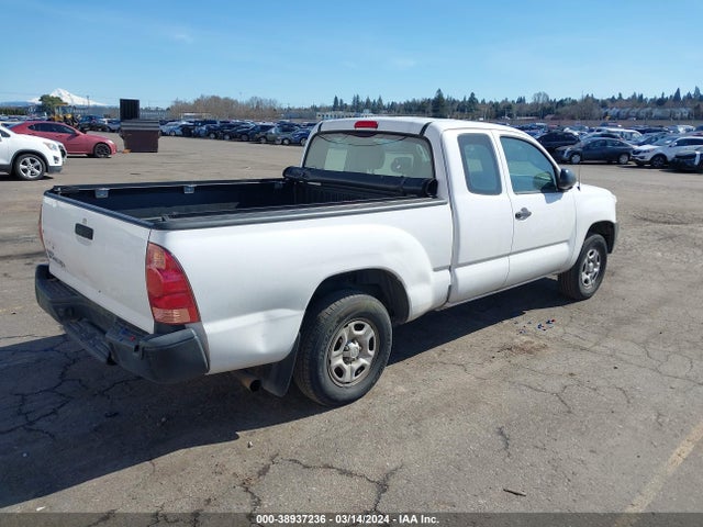 Toyota Tacoma 2015 5TFTX4CN0FX059668 Image 4