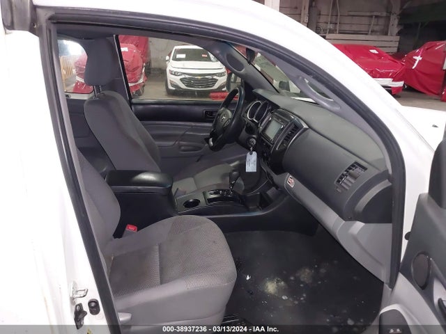 Toyota Tacoma 2015 5TFTX4CN0FX059668 Image 5