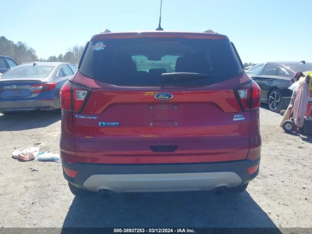 1FMCU0HD1KUA67545 Ford ESCAPE SEL