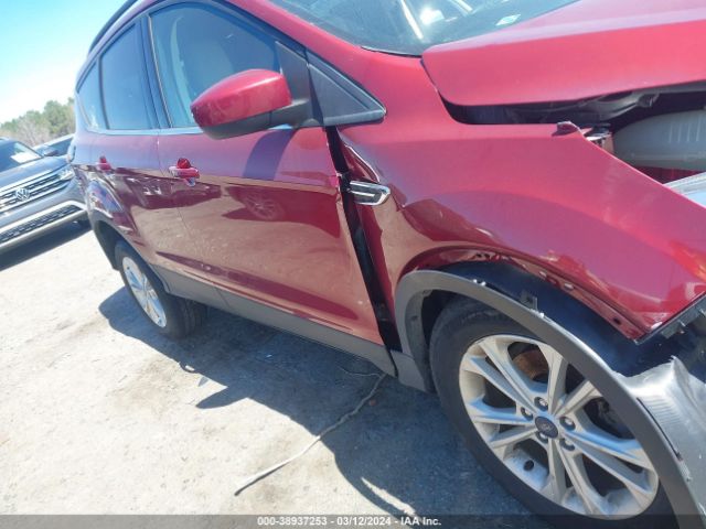 1FMCU0HD1KUA67545 Ford ESCAPE SEL