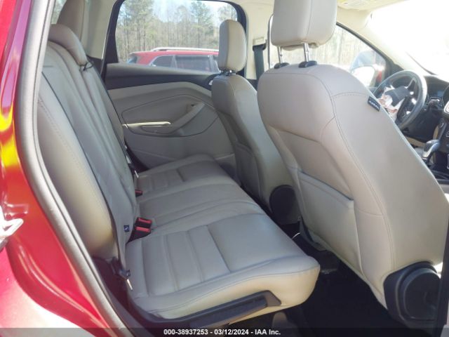 1FMCU0HD1KUA67545 Ford ESCAPE SEL