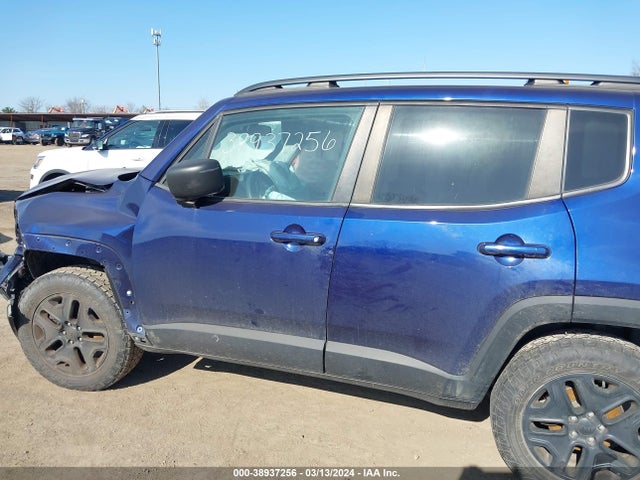 ZACCJBAB1JPH89504 Jeep Renegade Upland Edition 4x4