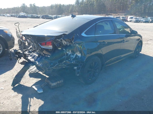Hyundai SONATA SE 2019 5NPE24AF9KH763764 Image 4