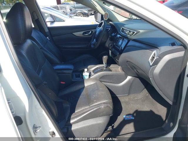 Nissan ROGUE S 2016 KNMAT2MT9GP732687 Image 5
