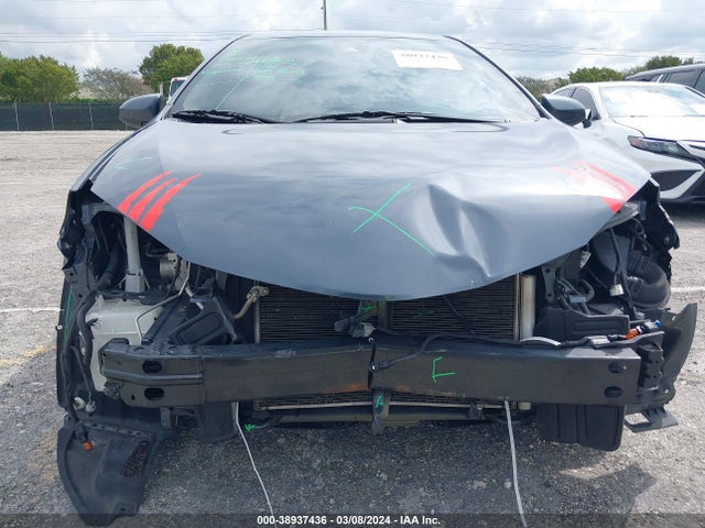 Toyota COROLLA LE 2019 2T1BURHE8KC240133 Image 13