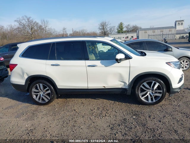 Honda Pilot Touring 2017 5FNYF6H9XHB102104 Image 13