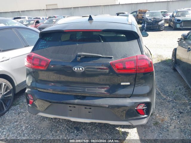 KNDCB3LC8L5365628 KIA NIRO LX