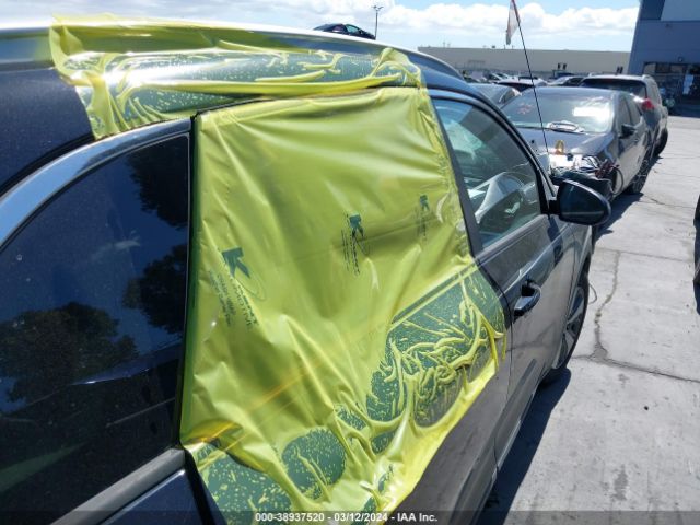 KNDCB3LC8L5365628 KIA NIRO LX