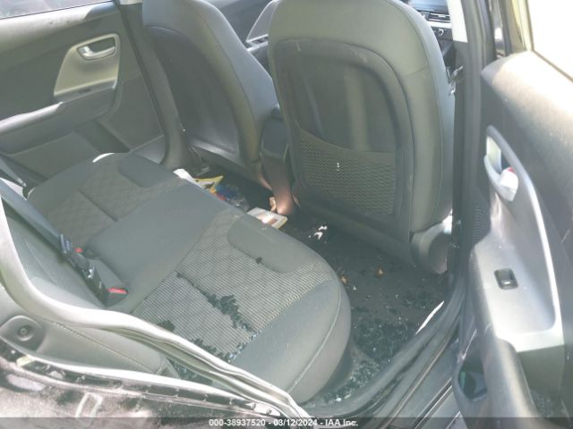 KNDCB3LC8L5365628 KIA NIRO LX
